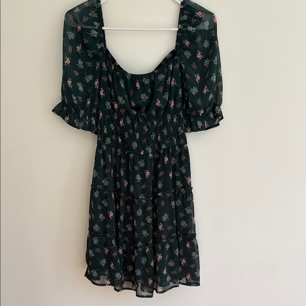 Floral Green Dress in Excellent Condition